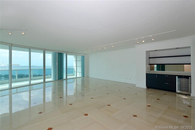 Foto del edificio - 2127 Brickell Ave