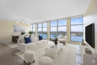 Building Photo - 5055 Collins Ave