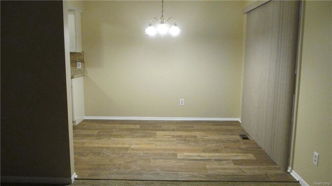 Foto del edificio - 42241 Toddmark Ln