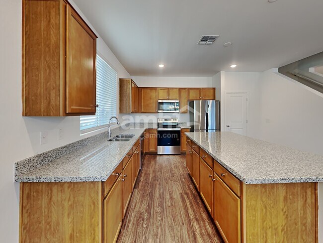 Building Photo - 10604 W Atlantis Wy