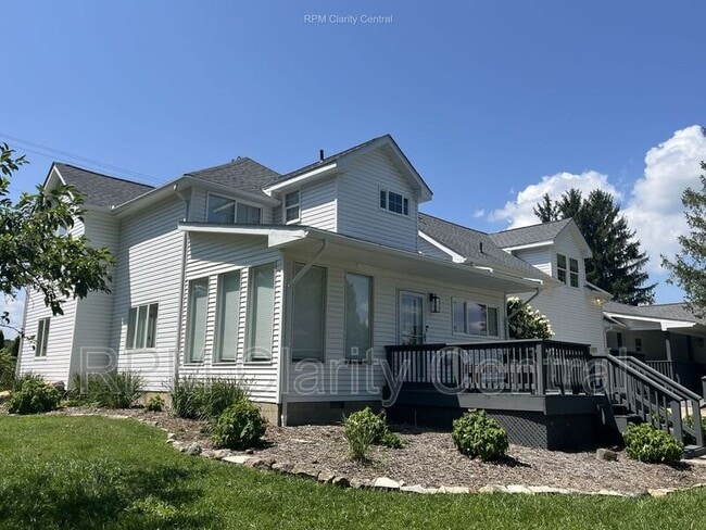 Building Photo - 1653 Berlin Station Rd