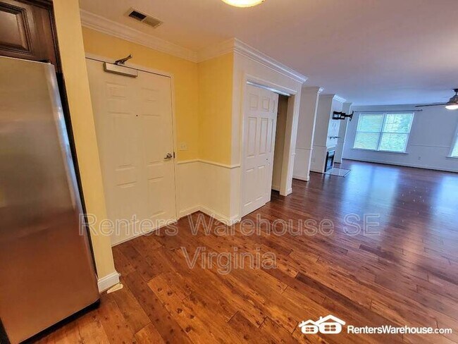 Foto del edificio - 500 Judah Way