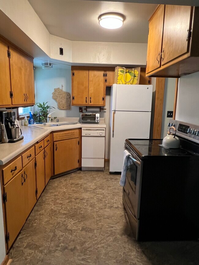 Foto del edificio - 541 N 109th St