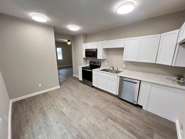 Foto del edificio - 3 Bed 2 Bath Springfield, Missouri