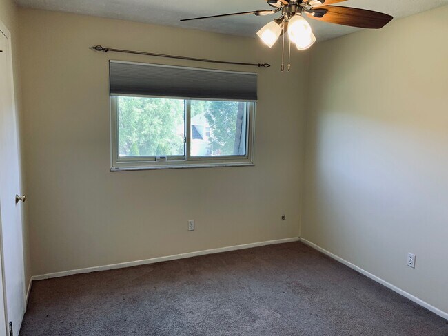 Building Photo - 5195 Cline Rd