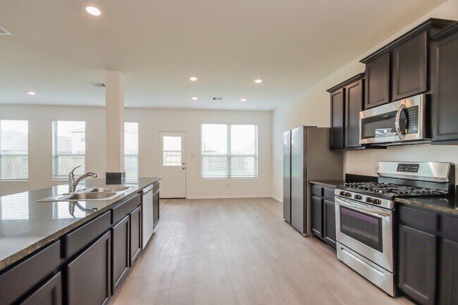 Building Photo - 18940 Caney Frst Dr