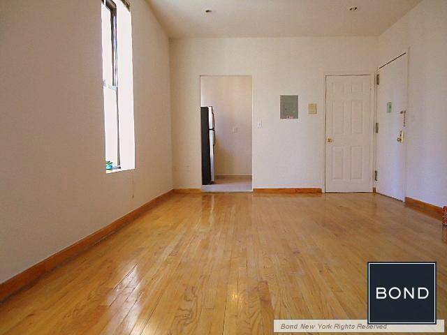 Building Photo - 1476 Lexington Ave