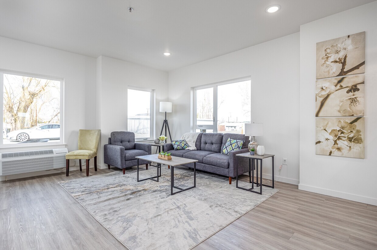 Primary Photo - Vertisee Heights Apartments