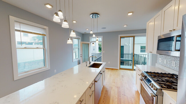 Foto del edificio - 409 Upshur St NW
