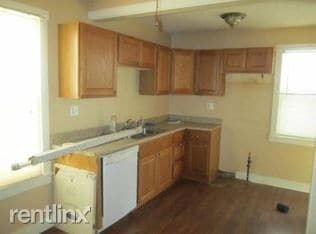 Building Photo - 2 br, 1 bath House - 6002 Plainview Ave