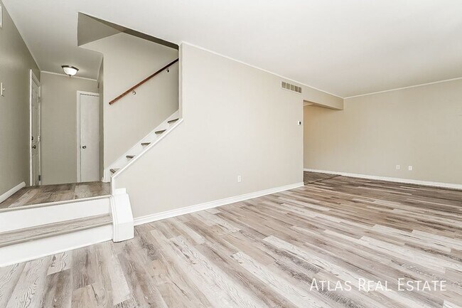 Foto del edificio - 17768 E Princeton Pl