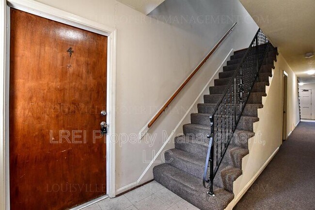 Building Photo - 7609 Garrison Rd