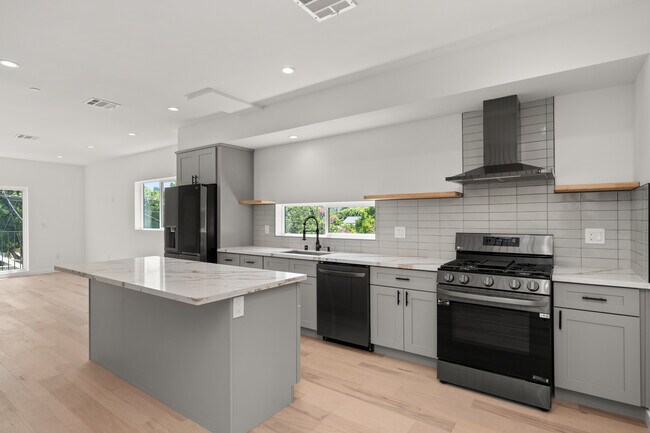 Foto del edificio - 3564- 3566 Eagle Rock Blvd Los Angeles, CA...