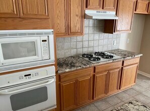 Building Photo - 15119 Wimberly Park Dr
