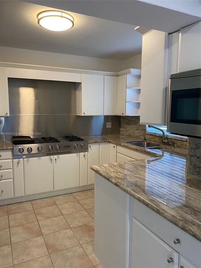 Foto del edificio - 7415 SW 56th Ave