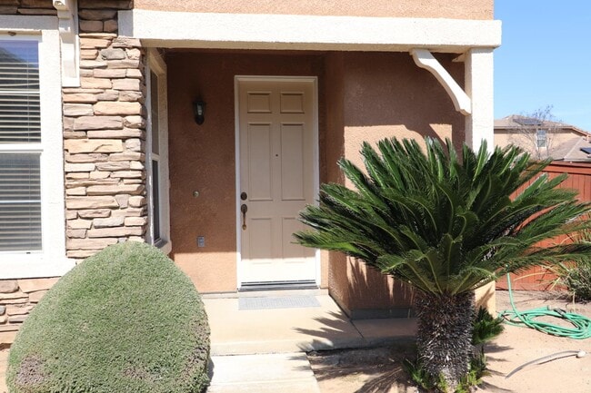 Building Photo - 879 Tureaud Ln