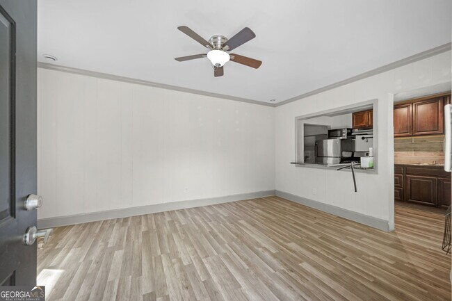 Building Photo - 590 Glen Iris Dr NE