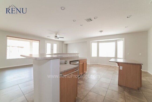 Foto del edificio - Available Now! Single Story 3 Bed, 2 Bath ...