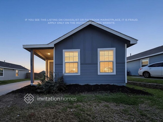 Building Photo - 3212 Crestone Dr