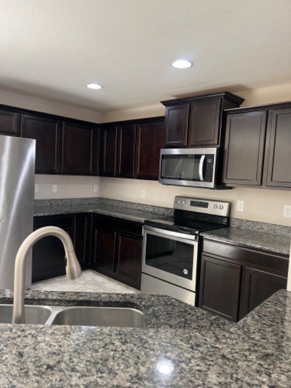 Building Photo - 5019 Chipotle Ln