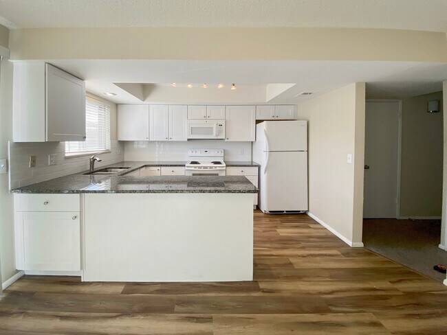 Foto del edificio - 9206 E Mansfield Ave