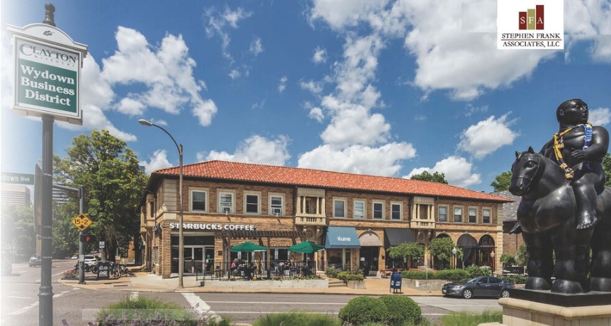 Building Photo - 522 S Hanley Rd