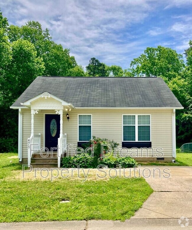 Building Photo - 4917 Trent Hill Dr