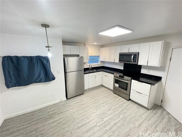 Building Photo - 2243 Seaview Ave