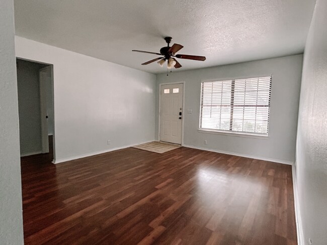 Building Photo - 4306 Gleneagles Dr