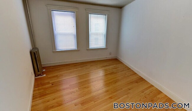 Foto del edificio - 137 Park Dr