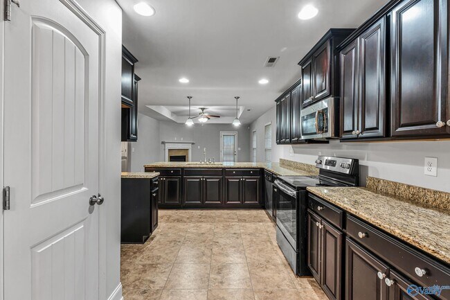 Building Photo - 257 Harold Murphy Dr
