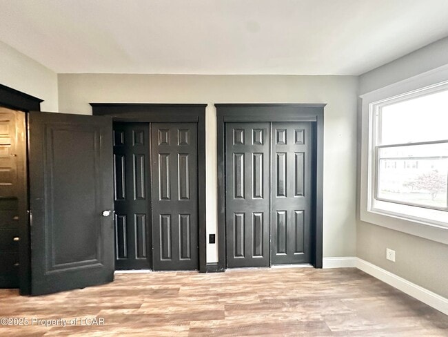 Building Photo - 44 Shoemaker St