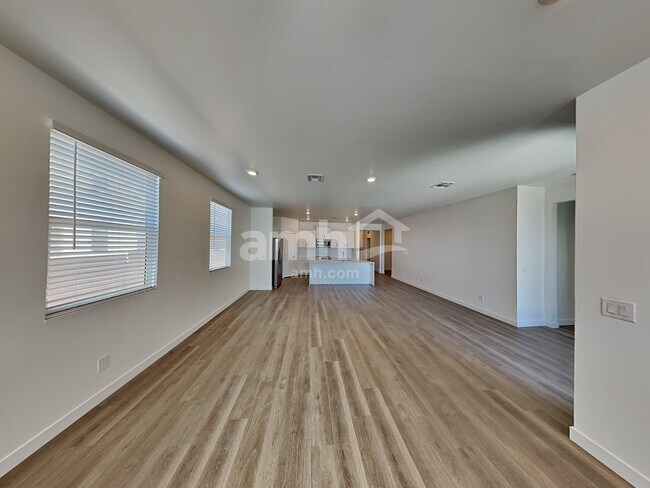 Building Photo - 14155 N Luckett Rd