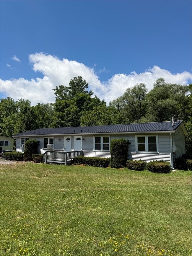 Building Photo - 92 NY-245