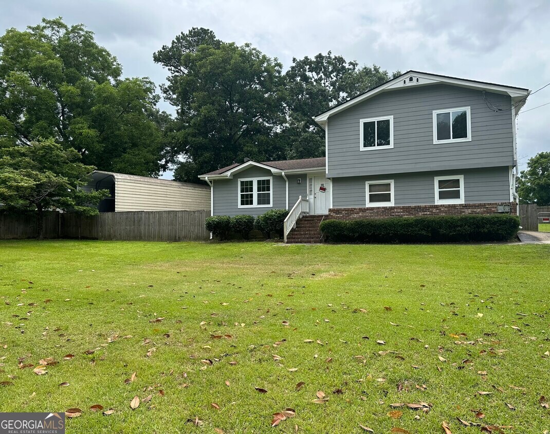 Primary Photo - 2660 Turner Valley Cir SW