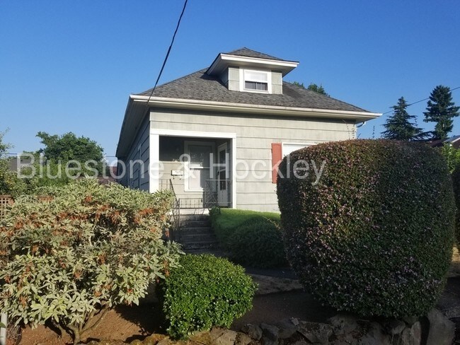 Building Photo - 7117 N Knowles Ave