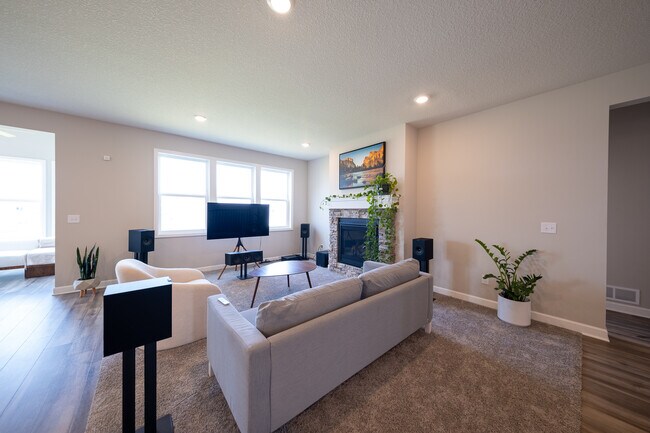 Foto del edificio - 7624 38th St N