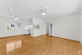 Building Photo - 1701 Washington Way