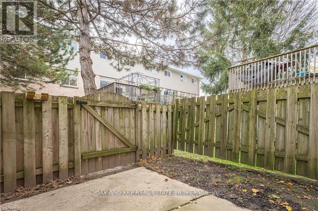 Photo principale - 320-320 Westminster Ave