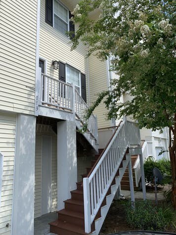 Foto del edificio - 113 Winding River Dr