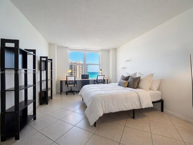 Foto del edificio - 3800 S Ocean Dr