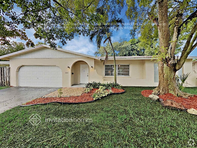 Building Photo - 5261 SW 8th Ct