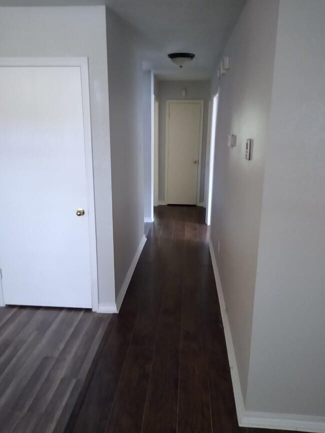 Building Photo - 11403 Mosscrest Dr