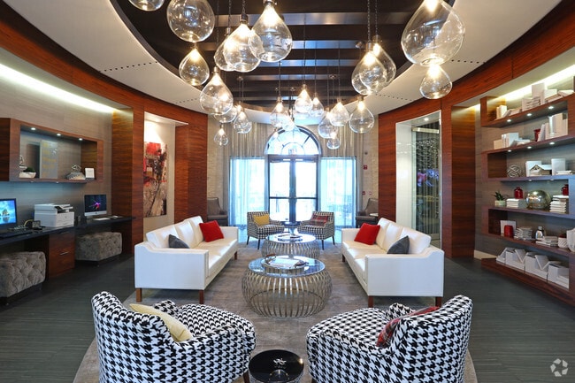Interior Photo - Eterno Pompano Beach