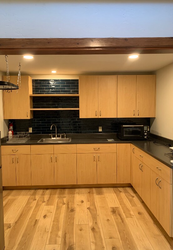 Foto del edificio - 311 Trinity St