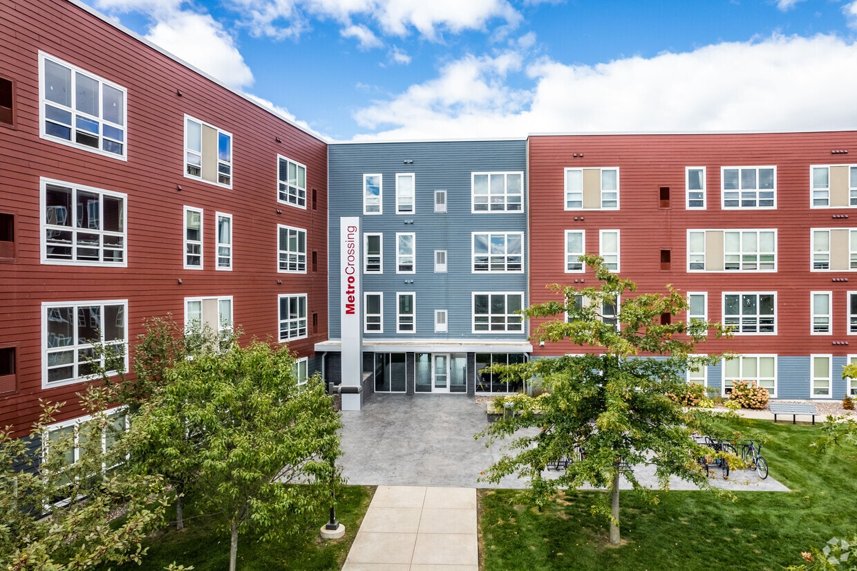 Entrada trasera - Metro Crossing