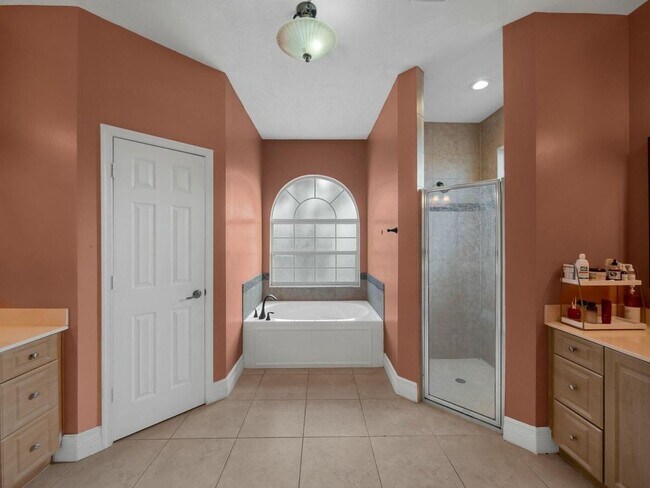 Foto del edificio - 1371 SW Halford Ave