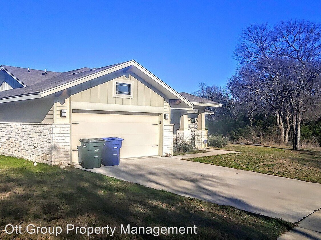 Building Photo - 4 br, 2 bath House - 1510 Walker Place Blvd.