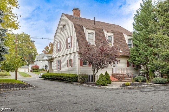 Foto del edificio - 134 S Euclid Ave