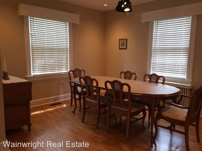 Building Photo - 4 br, 2 bath House - 5215 Argall Avenue